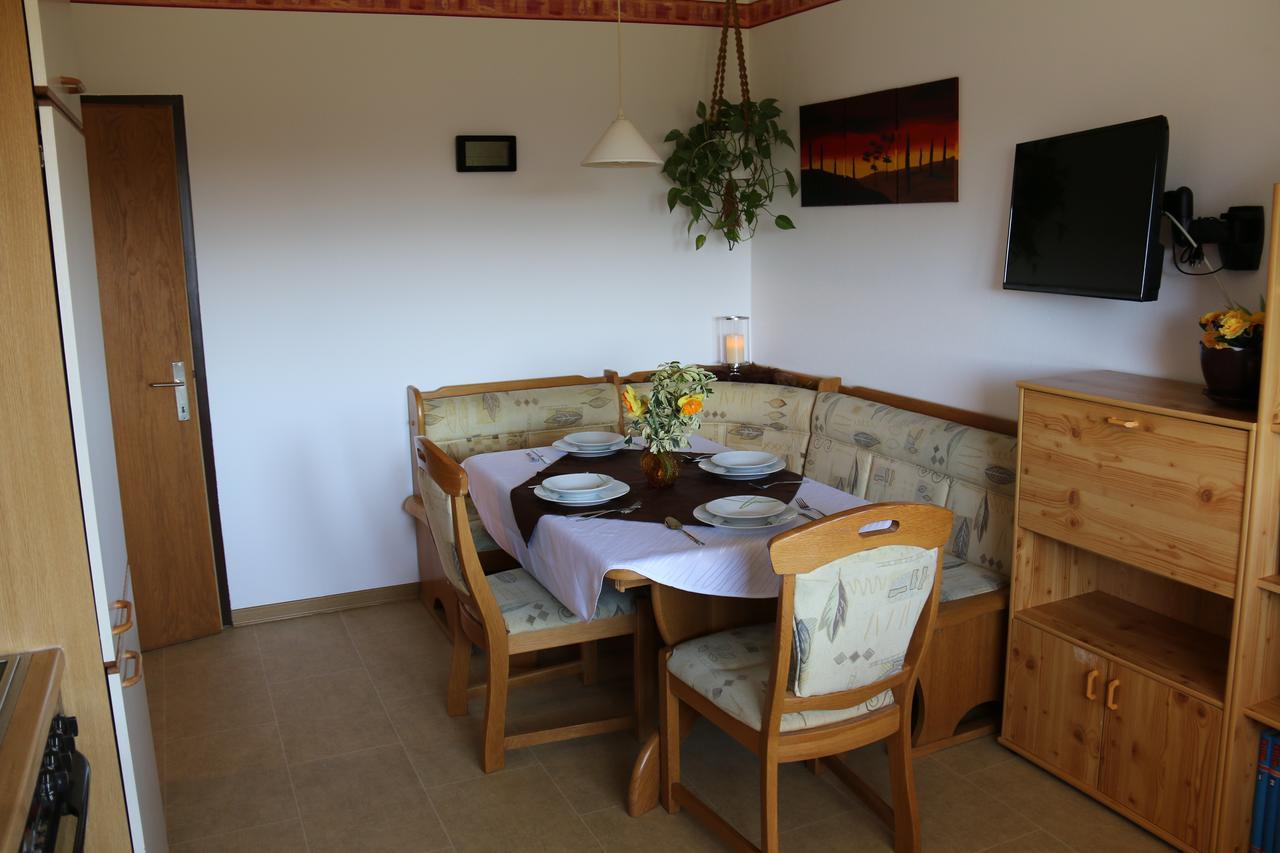Ferienwohnung Hoebart Dorfstetten Bagian luar foto